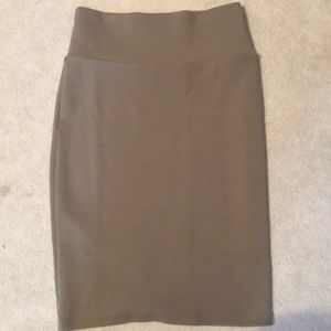 Lularoe Olive Green XS Cassie